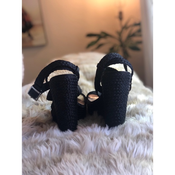 Vince Camuto Wedges - Picture 4 of 5